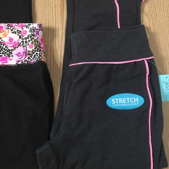 New Bundle of 2 Womens Stretchy Capri Leggings/Pants Gray/Black Size Small - Picture 3 of 7